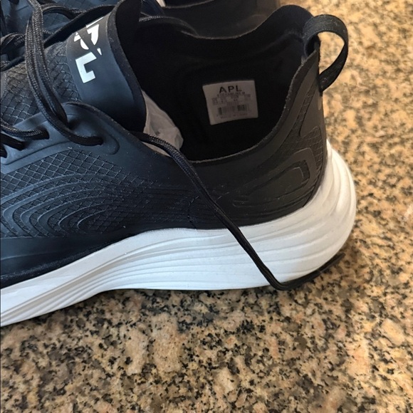 APL Men's Streamline Black and White Shoes - Picture 5 of 12